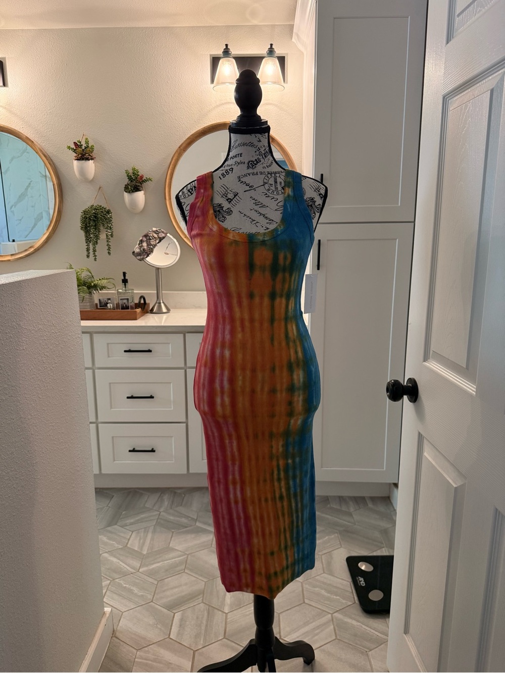 🌈 Cotton Citizen Verona Midi Tank Dress XS | Rainbow Tie Dye | Rare Colorway - Picture 3 of 11